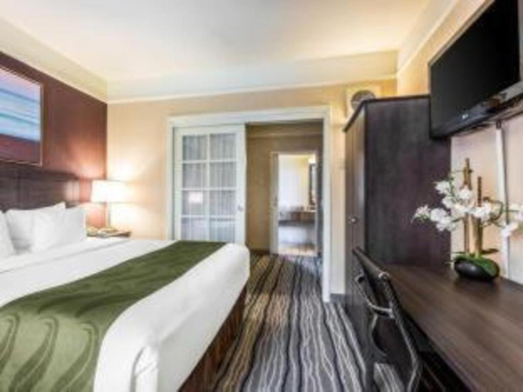Ramada Suites By Wyndham San Diego Zewnętrze zdjęcie