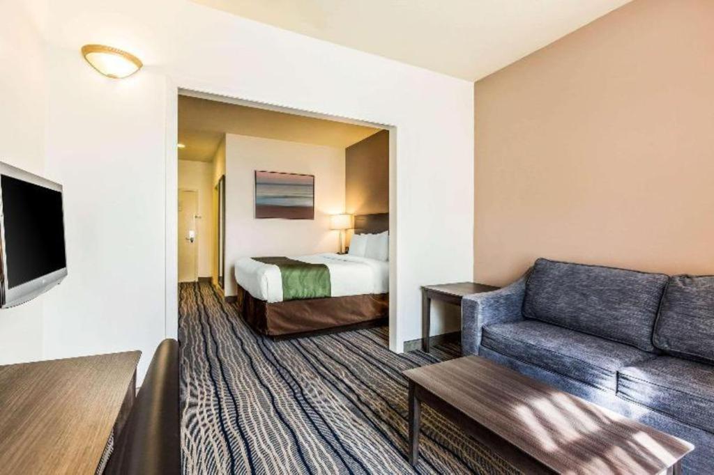 Ramada Suites By Wyndham San Diego Zewnętrze zdjęcie