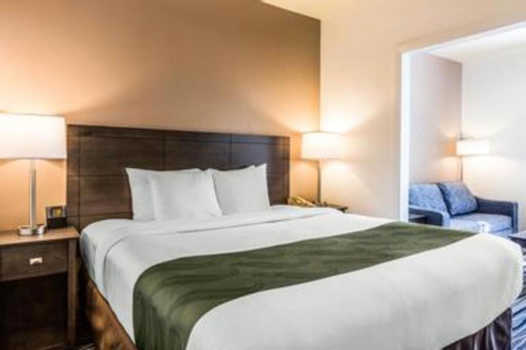 Ramada Suites By Wyndham San Diego Zewnętrze zdjęcie