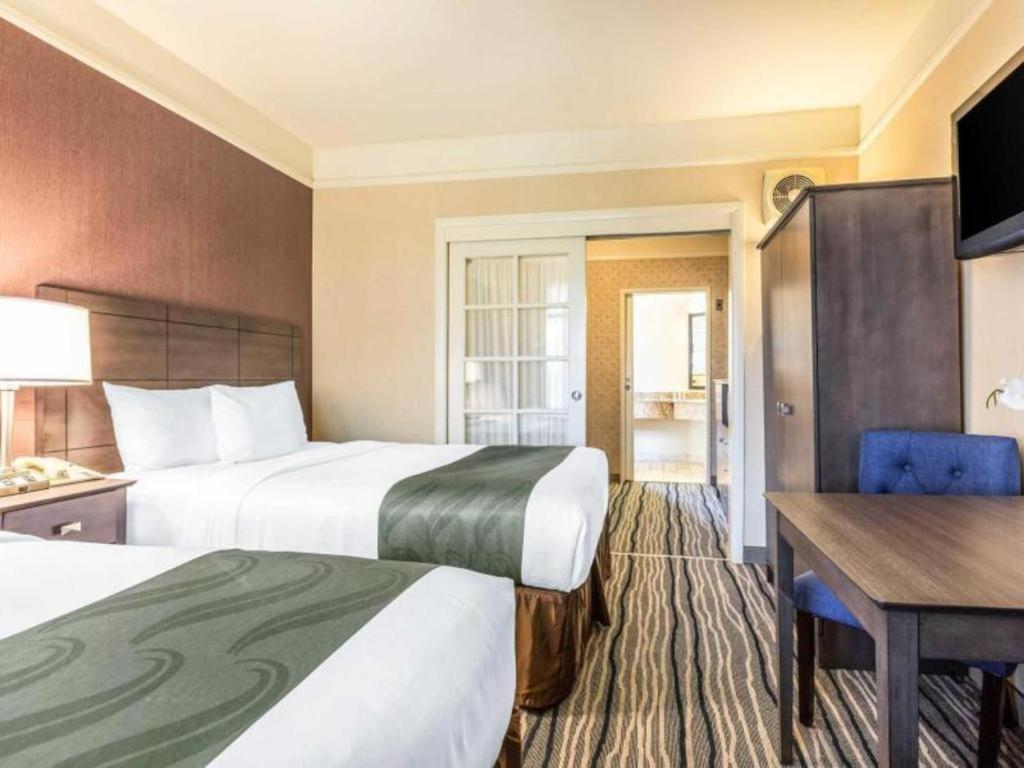 Ramada Suites By Wyndham San Diego Zewnętrze zdjęcie