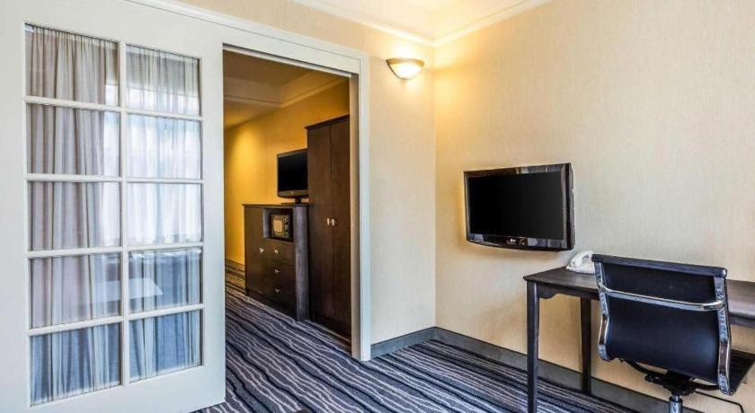 Ramada Suites By Wyndham San Diego Zewnętrze zdjęcie